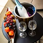 Luxury Urban شقة براغ